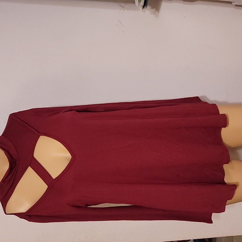 NWT Fantastic Fawn cut out strap top sz small